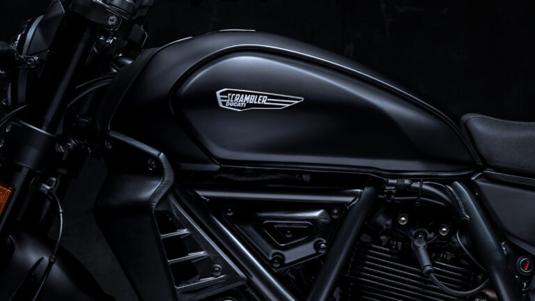 Icon Dark - Ducati Scrambler